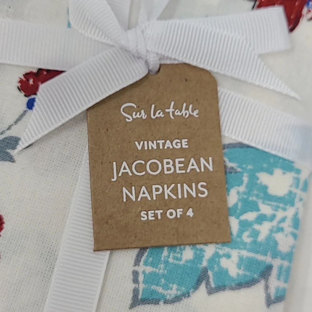 New Sur la Table set of 4 Cloth Napkins